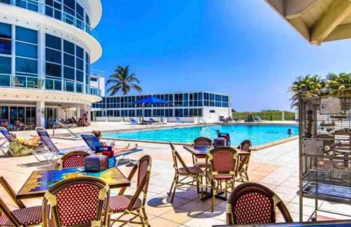 11Th - Seven Heaven Miami- Unforgettable Ocean Front- Free Parking Aparthotel Miami Beach Bagian luar foto